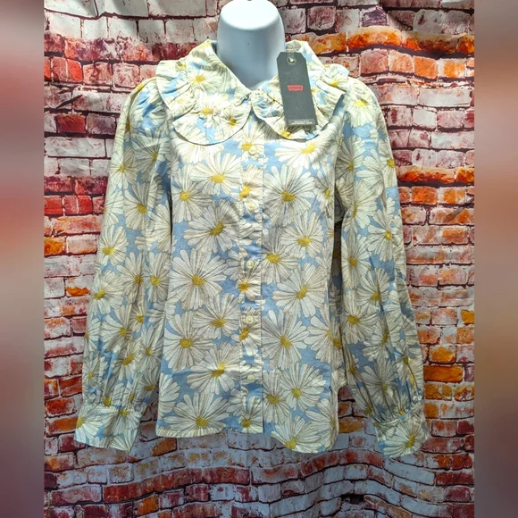 Levi's Tops Brand New Levis Karina Ruffled Collar Button Down